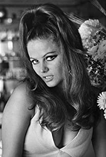 Claudia Cardinale