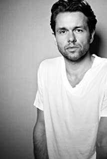 Julian Ovenden