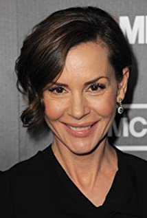 Embeth Davidtz