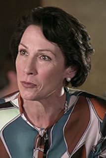 Alison Bruce