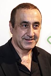 Ergun Simsek
