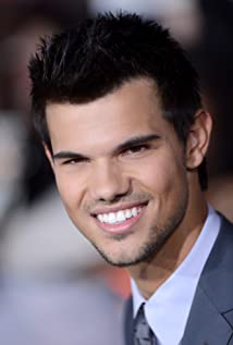 Taylor Lautner