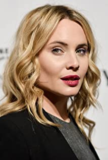 Leah Pipes