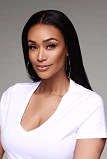 Tami Roman