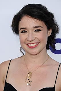 Sarah Steele