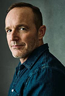 Clark Gregg