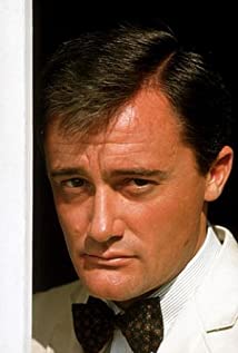 Robert Vaughn