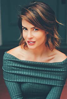 Linsey Godfrey