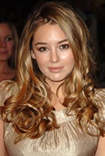 Keeley Hazell