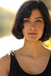 Rakhee Thakrar