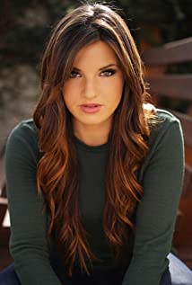 Rachele Brooke Smith