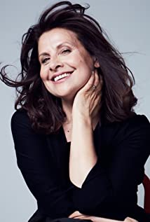 Rebecca Front