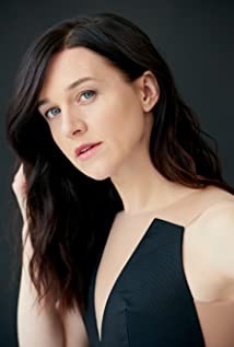 Lena Hall