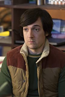 Josh Brener