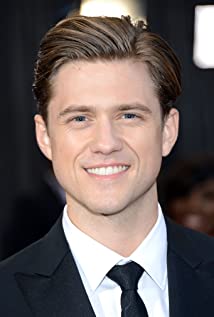 Aaron Tveit