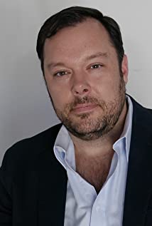 Michael Gladis