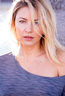 Tabrett Bethell