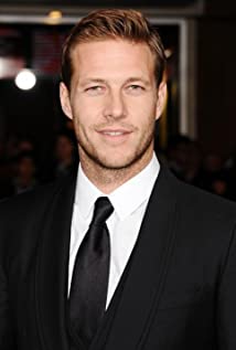 Luke Bracey