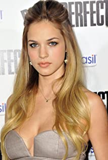 Alexis Knapp