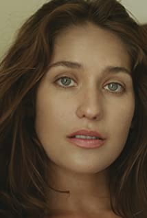 Lola Kirke