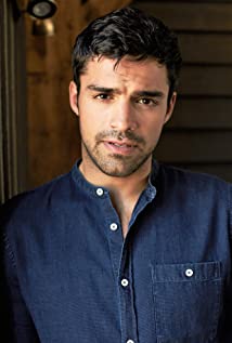 Sean Teale