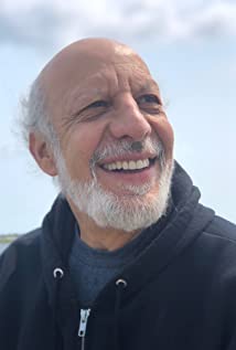 Erick Avari