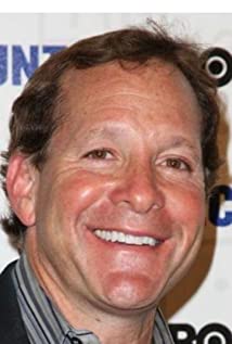 Steve Guttenberg