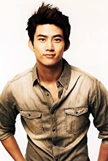 Taecyeon