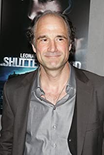 Elias Koteas