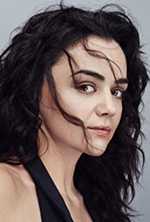 Hayley Squires