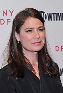 Maura Tierney