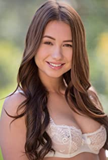 Taylor Sands