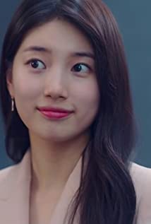 Suzy Bae