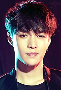 Yixing Zhang