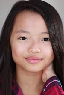 Emma Bao Linh Tourné