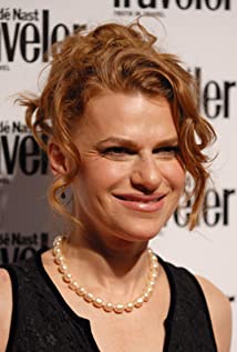 Sandra Bernhard