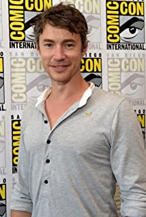 Tom Wisdom