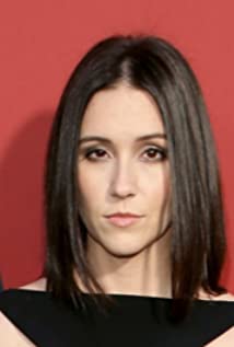 Shannon Woodward