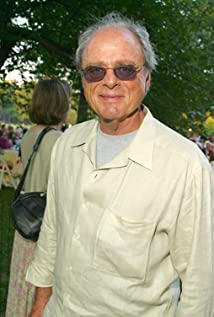 Harris Yulin