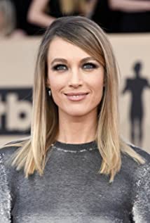 Natalie Zea